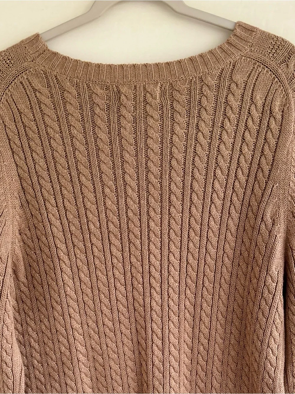 Cable Knit Crewneck Cotton Sweater in Camel Men’s Size Large